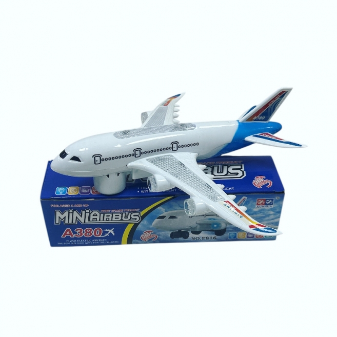 Pilli çarpdön küçük uçak ümt 816